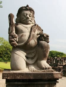 Arca Dwarapala