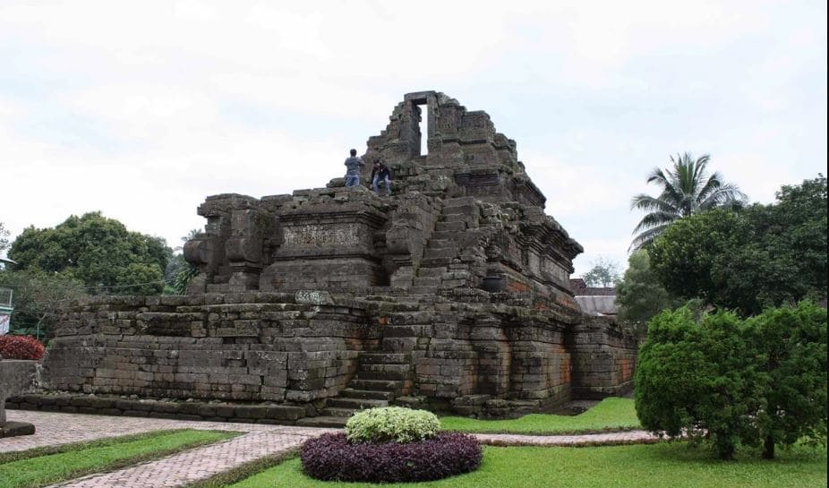 Contoh Candi