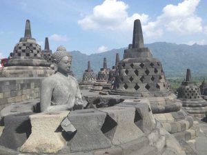 Kerajaan Hindu Dan Kerajaan Budha Di Indonesia