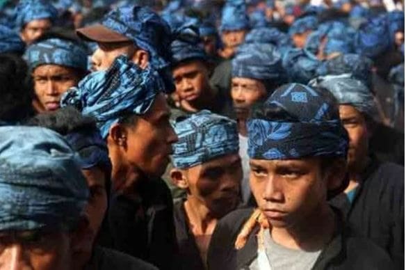 Pakaian Adat Banten Baduy Luar