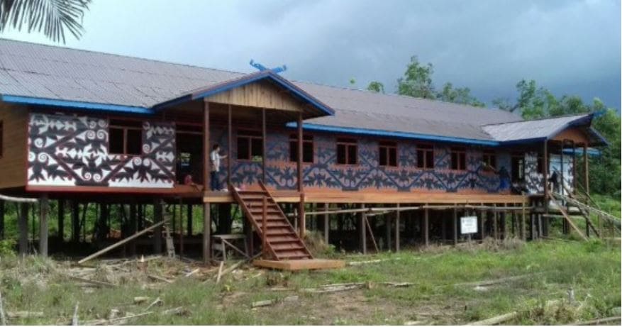 Rumah Adat Betang Damang Batu