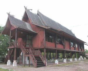 Rumah Adat Kalimantan Barat