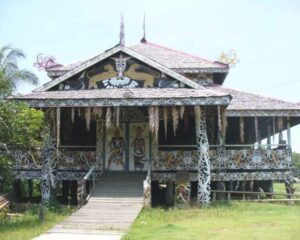 Rumah Adat Kalimantan Timur