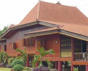 Rumah Adat Sumatera Selatan