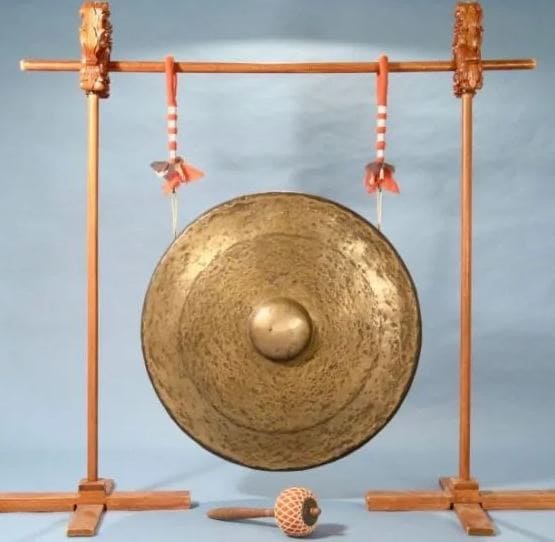 Gambar Alat Musik Tradisional Gong Bali