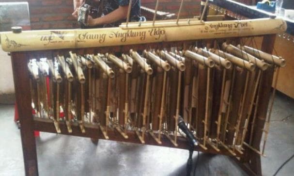 Gambar Angklung Toel