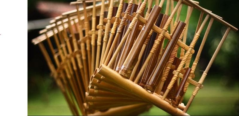 Gambar Pengertian Alat Musik Angklung