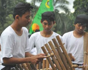 Alat Musik Calung