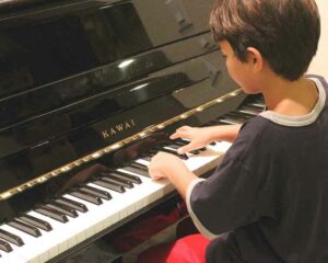 Alat Musik Piano