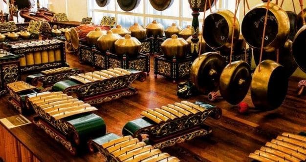 Gambar Saron Dalam Instrumen Gamelan