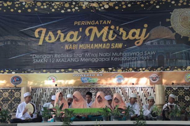 Gambar Hikmah Acara Isra Miraj 