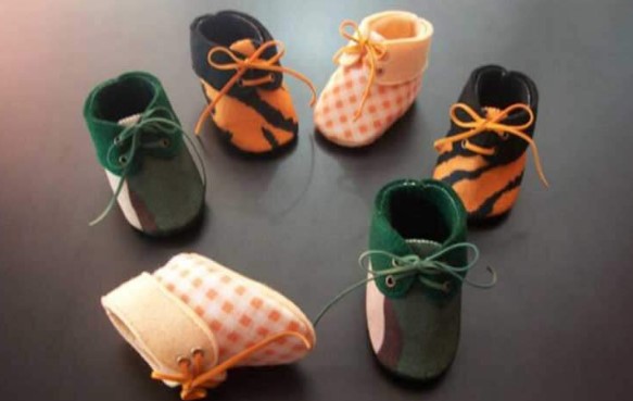 Sepatu Bayi dari Kain Flanel