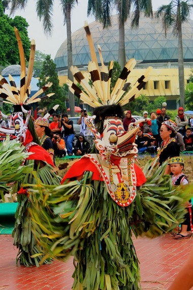 Asal Usul Tarian Hudoq Berasal Dari Daerah?