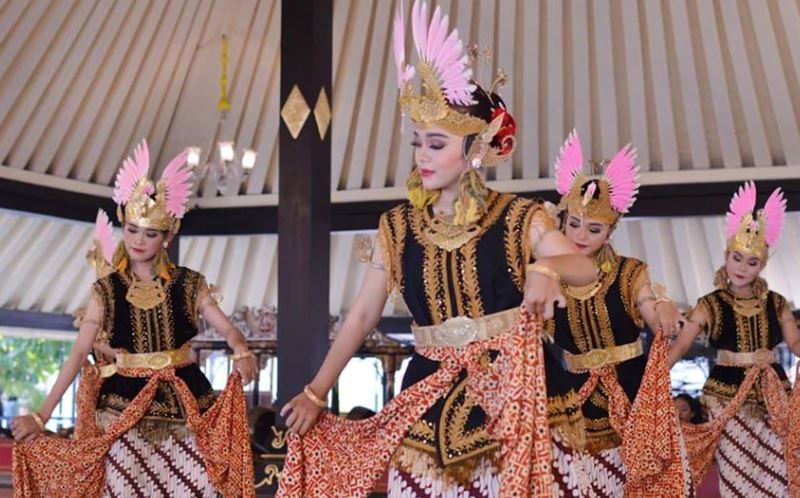 tari tradisional