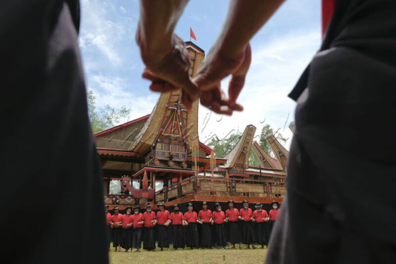 Keunikan Tari Ma'badong