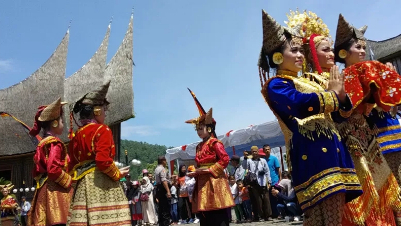 Fungsi Tari Minangkabau