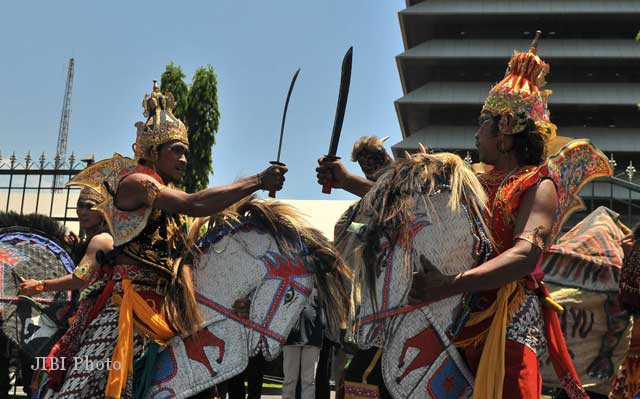 Jathilan Hamengkubuwono, Yogyakarta Dan Jawa Tengah