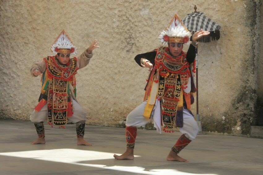 Keunikan Tari Baris