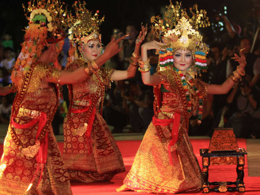 Pola Lantai Tari Gending Sriwijaya