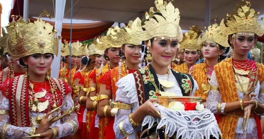 Pola Lantai Tari Sigeh Pengunten