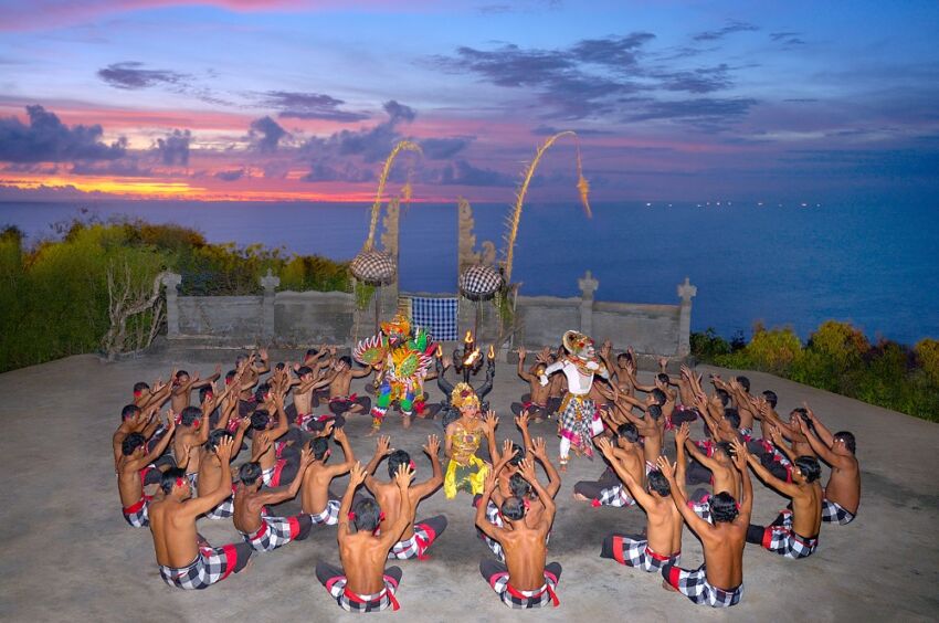 Tari Kecak