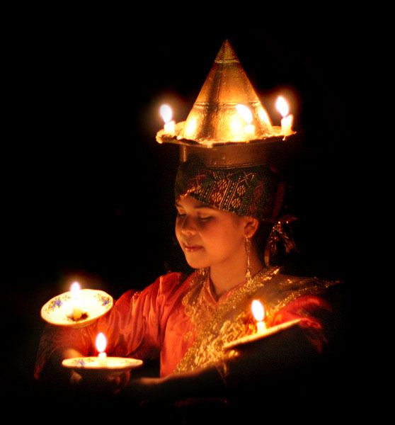 Tari Lilin