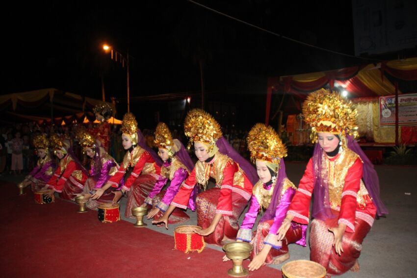 Tari Pasambahan