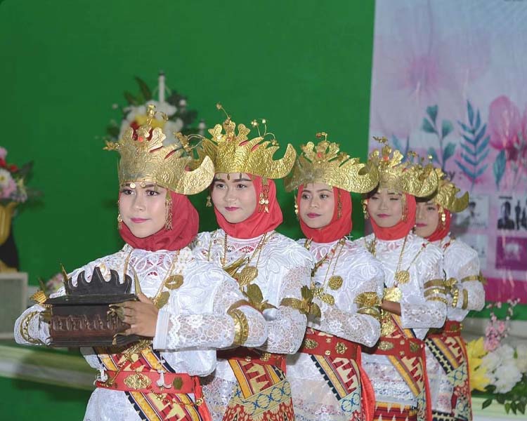 Tari Lampung